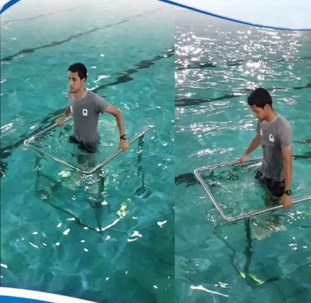 ترامپولین آبی