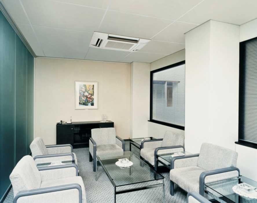 اسپلیت کاستی هایسنس 24000 اینورتر HIC-24-2