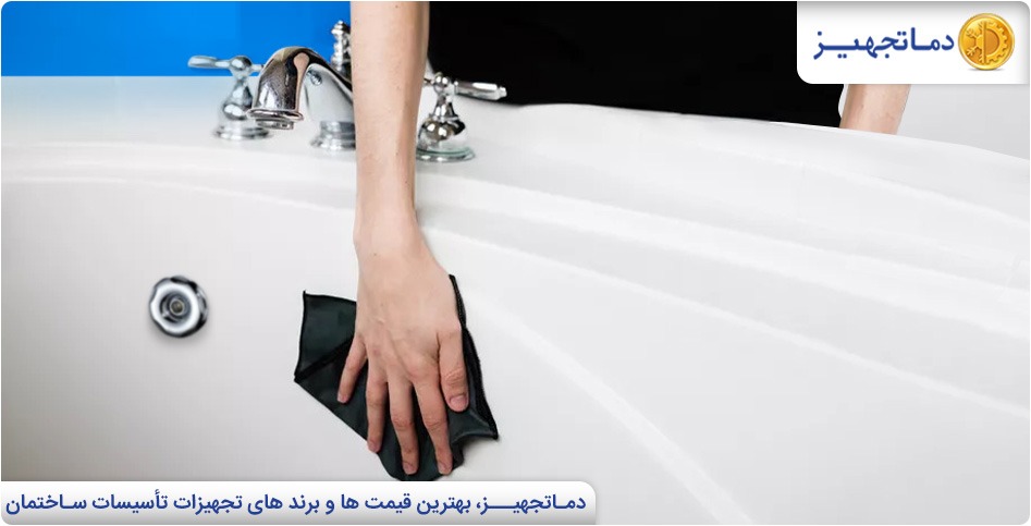 The simplest method for cleaning a jacuzzi tub